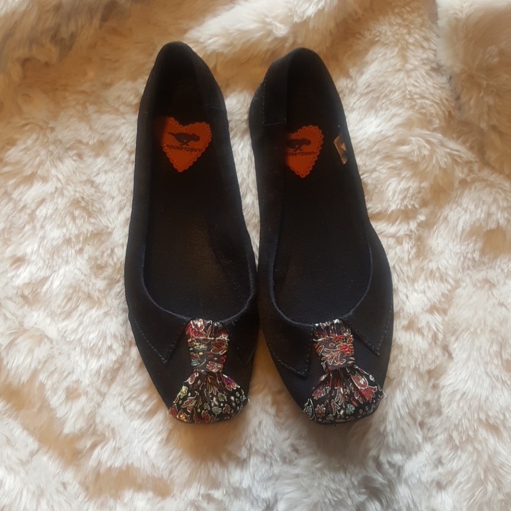 Rocket dog flats